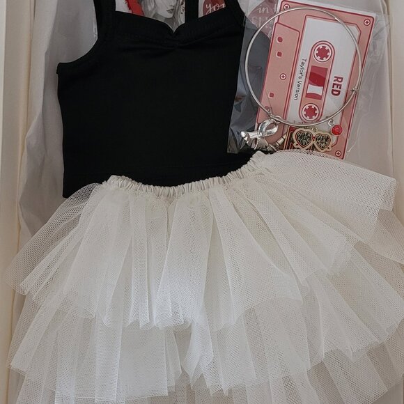 Taylor Swift Red Eras Inspired Deluxe Outfit Gift Package For Your 18 Inch Doll - Picture 3 of 7